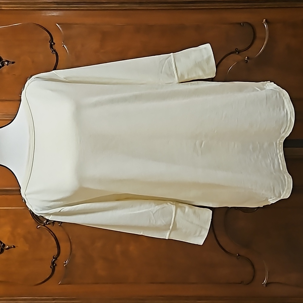 Boat Neck 3/4 Sleeve Shirt with Shoulder Buttons Side Slits Cream Sz S